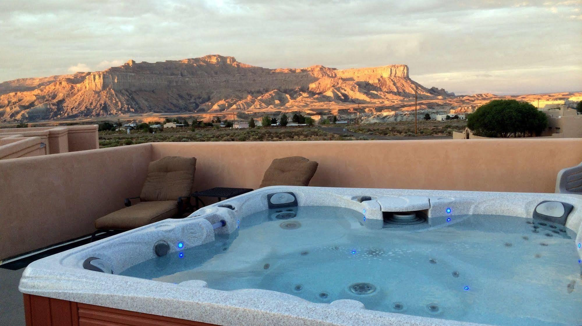 Dreamkatchers Lake Powell Bed & Breakfast Big Water Exterior photo